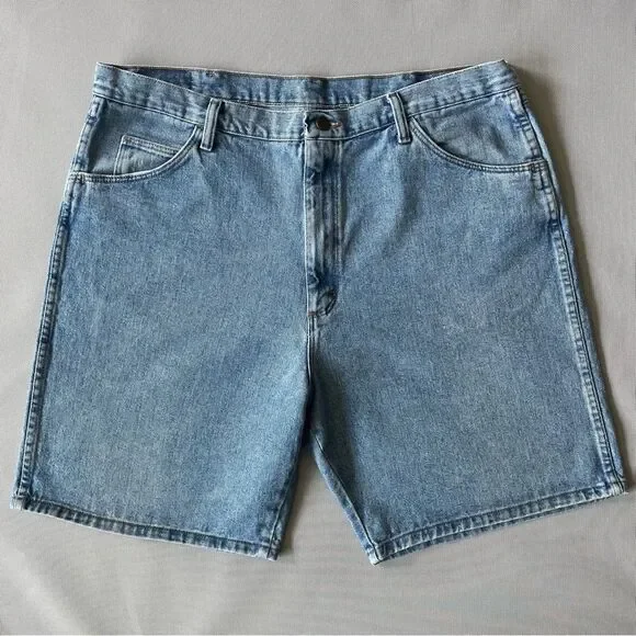 Wrangler Light Wash Denim Dad Jorts Jean Shorts Men’s Size 40 Waist - Picture 1 of 7